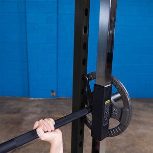 Best Fitness BFSM250B Smith Machine Olympic weight sleeve detail