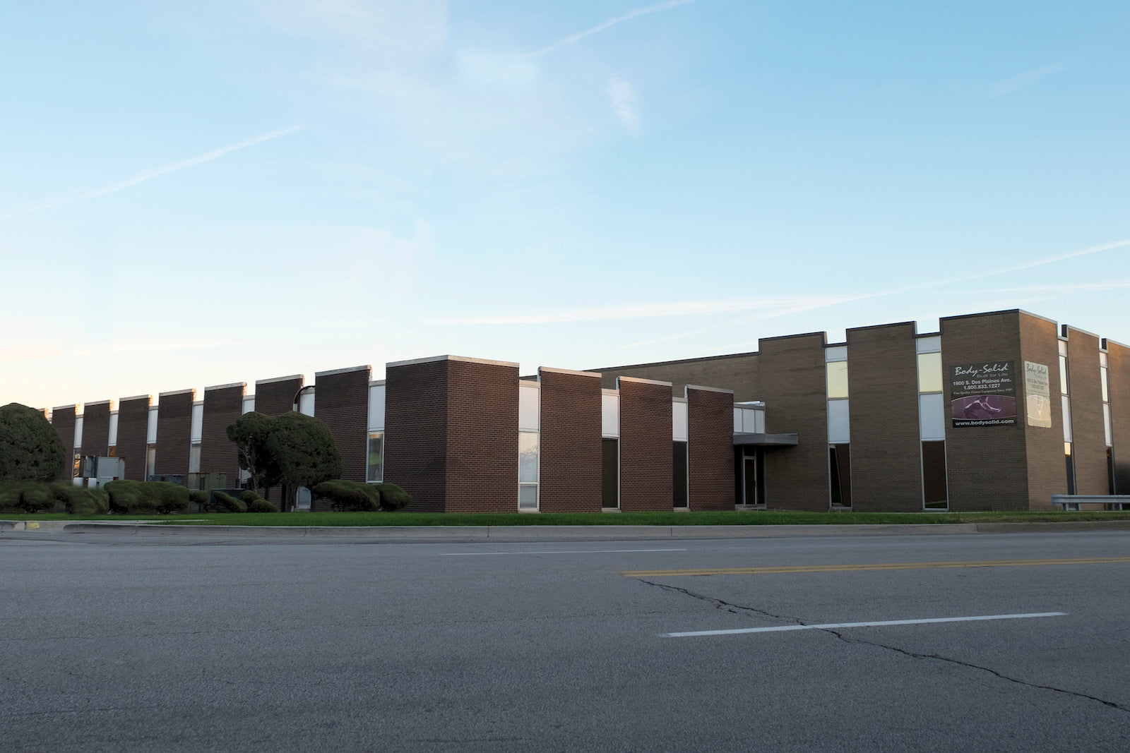 BUILDINGPIC_DSF0651-MASTER