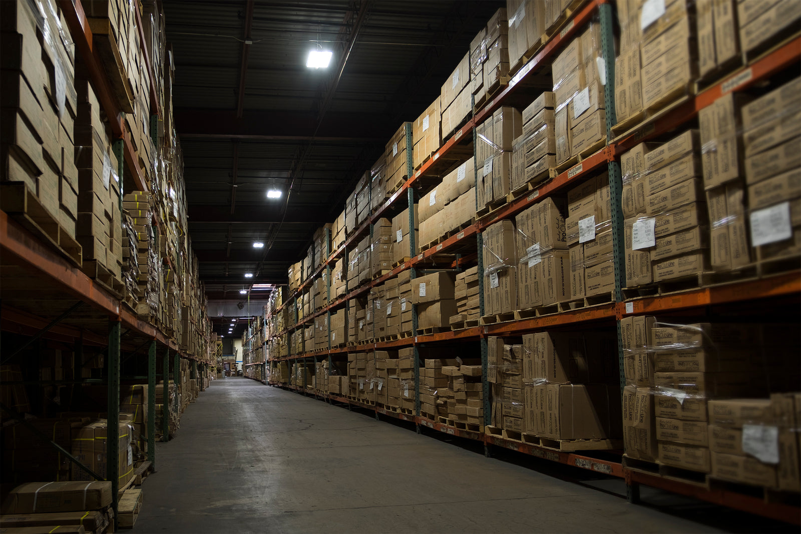 WAREHOUSE_DSF0637-MASTER